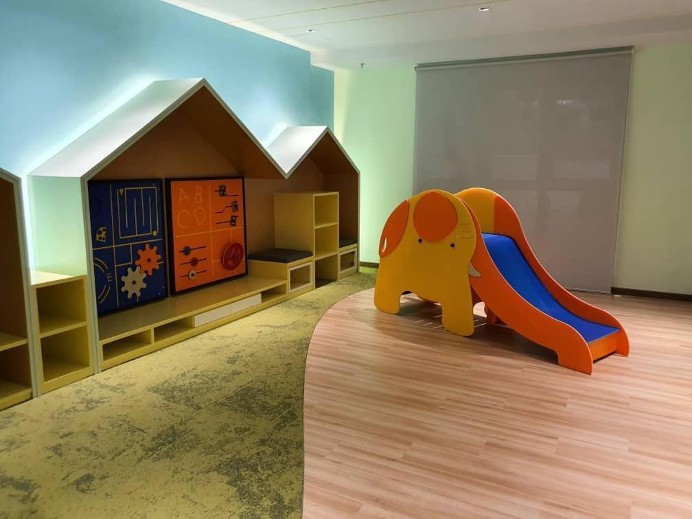 Micasa Timurbay Residence 甘邦斯盖乌拉 外观 照片